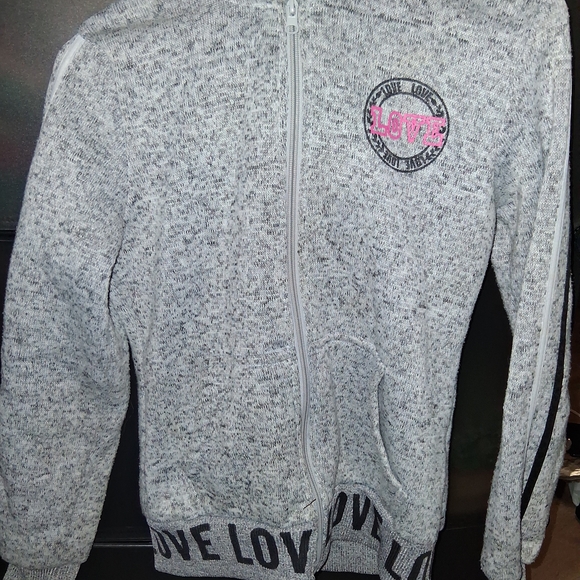 New Look Gray Kids Jacket with Love Emblem - Picture 2 of 4